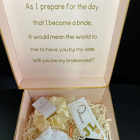 Personalized Bridesmaid Proposal Box - Picture 3 of 3